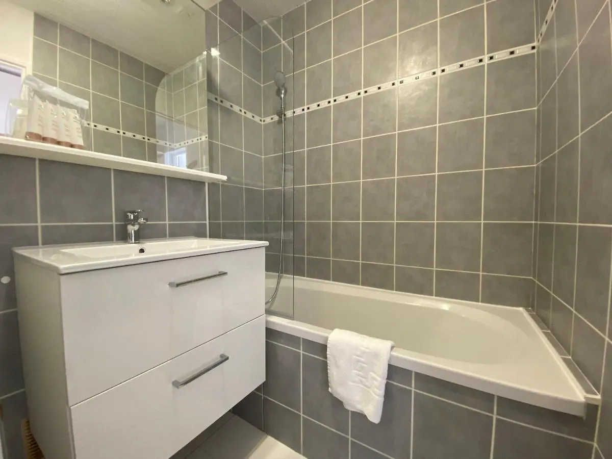 Appartement Renove A Tignes, Quartier Du Lavachet - 4 Pers., Balcon, Casier A Ski - Fr-1-641-33